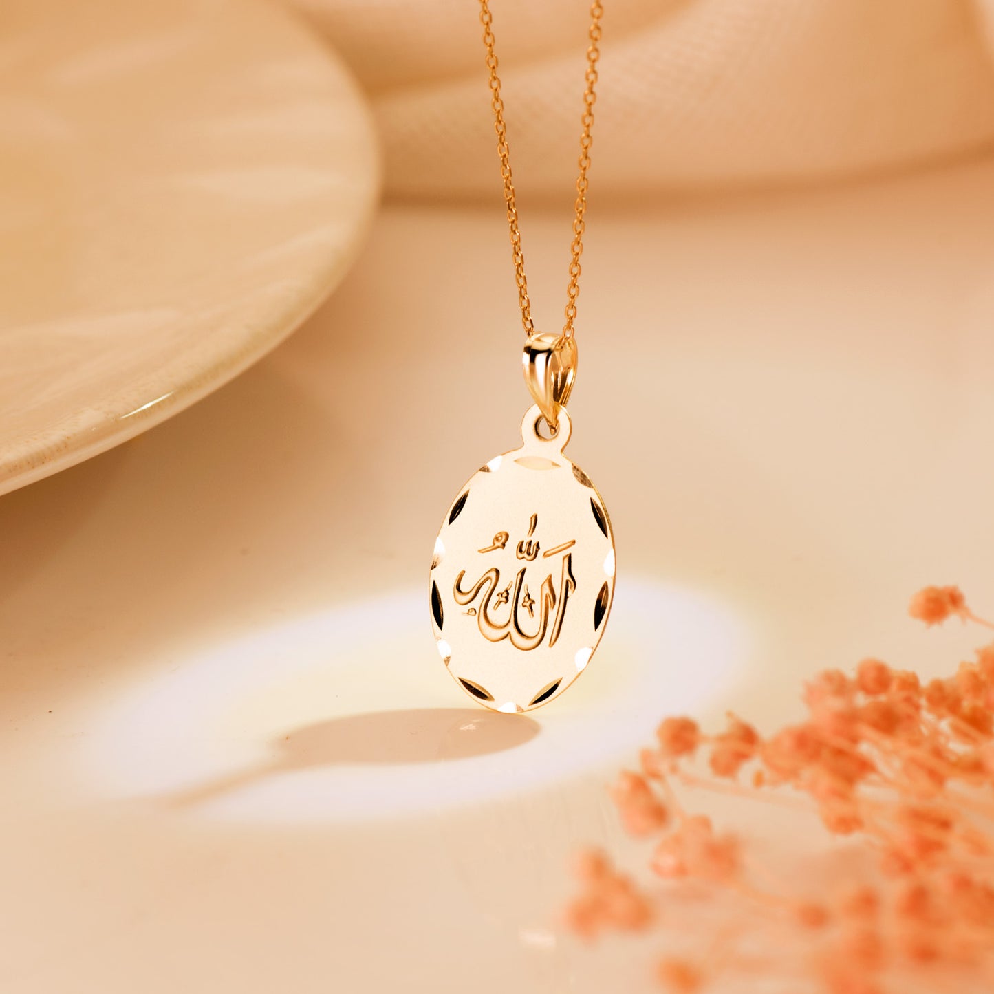 18K MEDALLA ORO AMARILLO ALA ES GRANDE OVAL TALLADA Y MATIZADA 22X14 MM